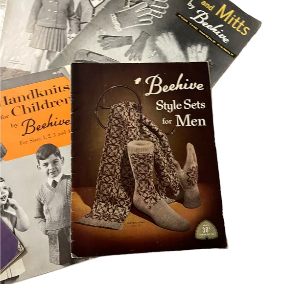 (12) Vintage Beehive knitting book LOT 7 pcs - Picture 3 of 9